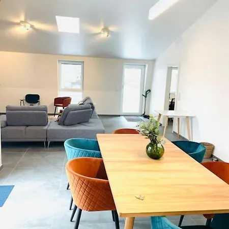 Appartement Penthouse With Garden And Parking In Center- Kpg